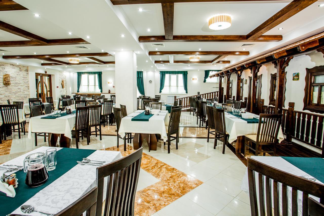 Institutul Muncii Hotel คีชีเนา ภายนอก รูปภาพ